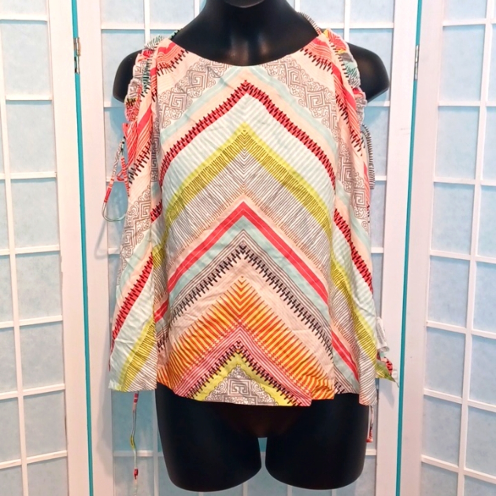 NEW! Ripcurl summer/Beach/Resort top 5472